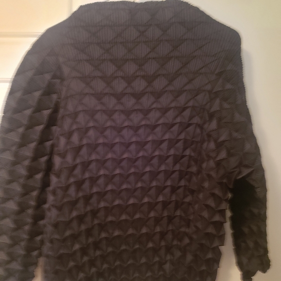 Nuzina Mock Turtle Neck Black Blouse - Picture 2 of 5